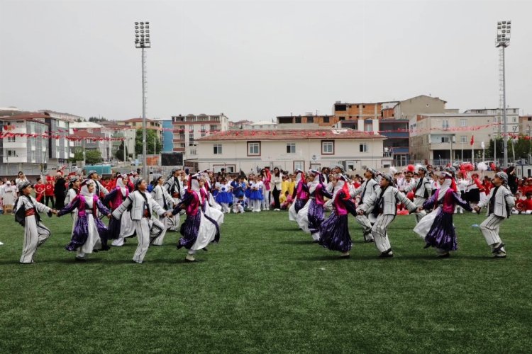 Dilovası’nda 23 Nisan törenle kutlandı