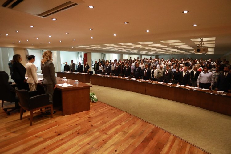 Efes Selçuk’ta yeni dönemin ilk meclis toplantısı 