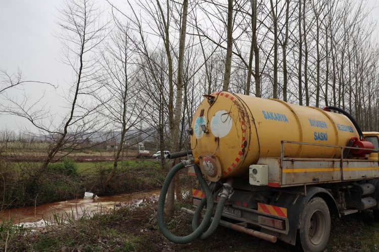 Sapanca Gölü'nde aralıksız çalışma