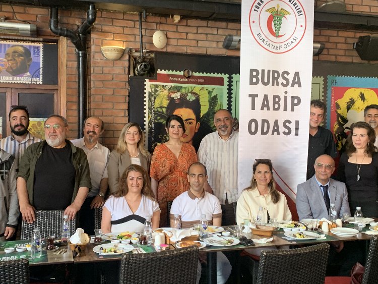 Bursa Tabip Odası Başkanı Binbaş:"5 dakika muayene süresi yetersiz"