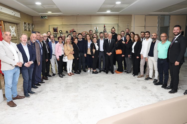 CHP ilçe yönetiminden Başkan Özdemir’e ziyaret