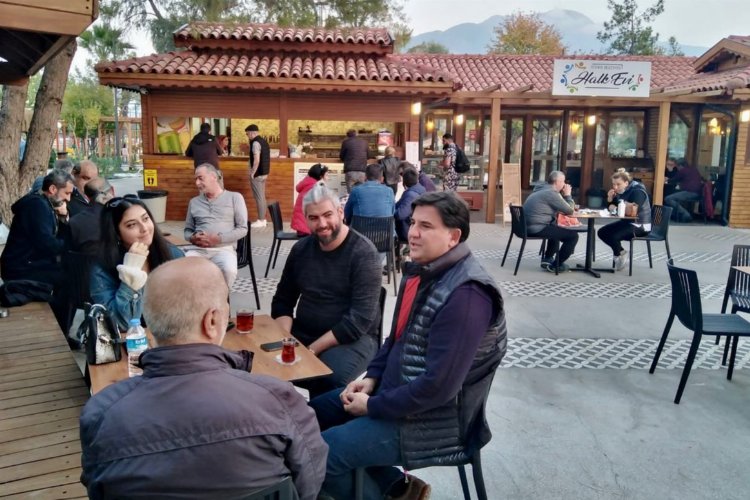 Fethiye halka inerken, Marmaris halkın üstüne basıyor!