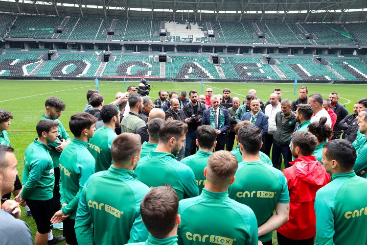 Kocaelispor'a Başkan Büyükakın'dan moral ziyareti