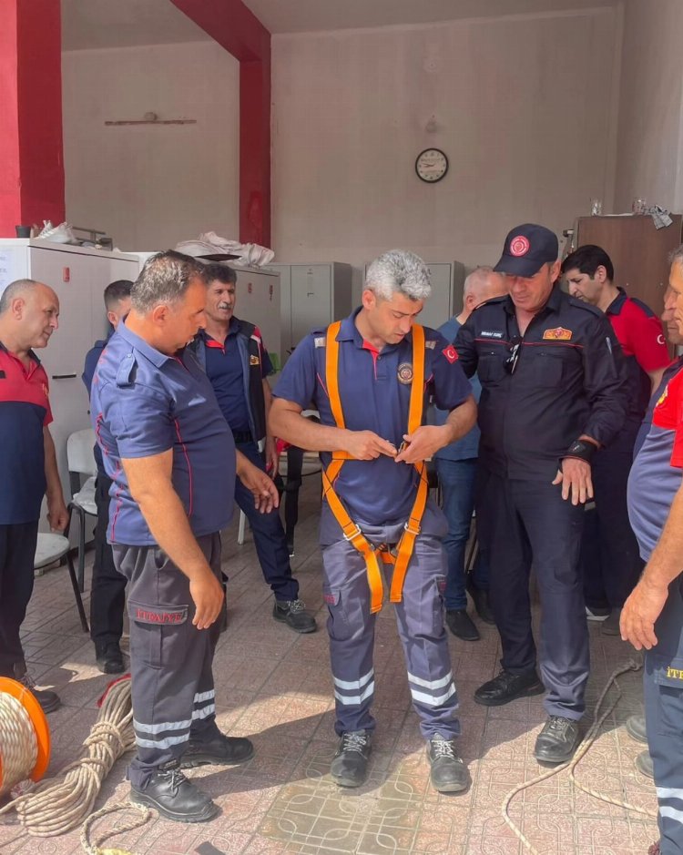 Mardin'de uygulamalı itfaiye eğitimi verildi