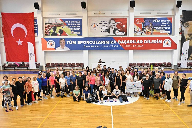 Muratpaşa'da sabah sporu