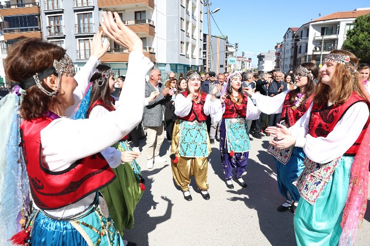 Nilüfer’de baharın müjdecisi  hıdırıllez,