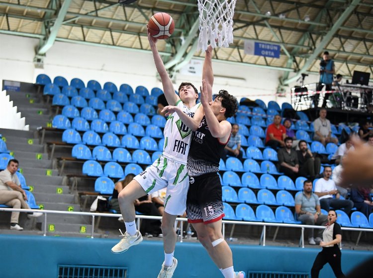 TOFAŞ U16 Erkekler yarı finalde