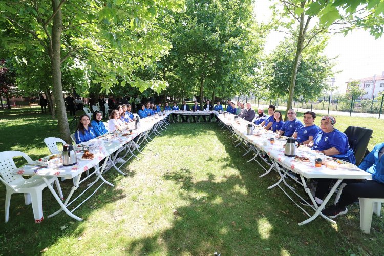 Başkan Büyükakın; Kocaeli’nin gururu Kağıtspor