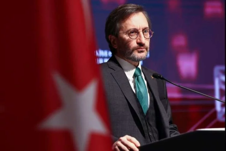 Fahrettin Altun'dan 'adil' makale