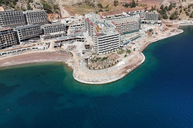 Marmaris Belediyesinden ruhsatsız dev projeye darbe