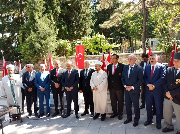 Bursa'da 15 Temmuz şehitleri Pınarbaşı Şehitliği'nde anıldı