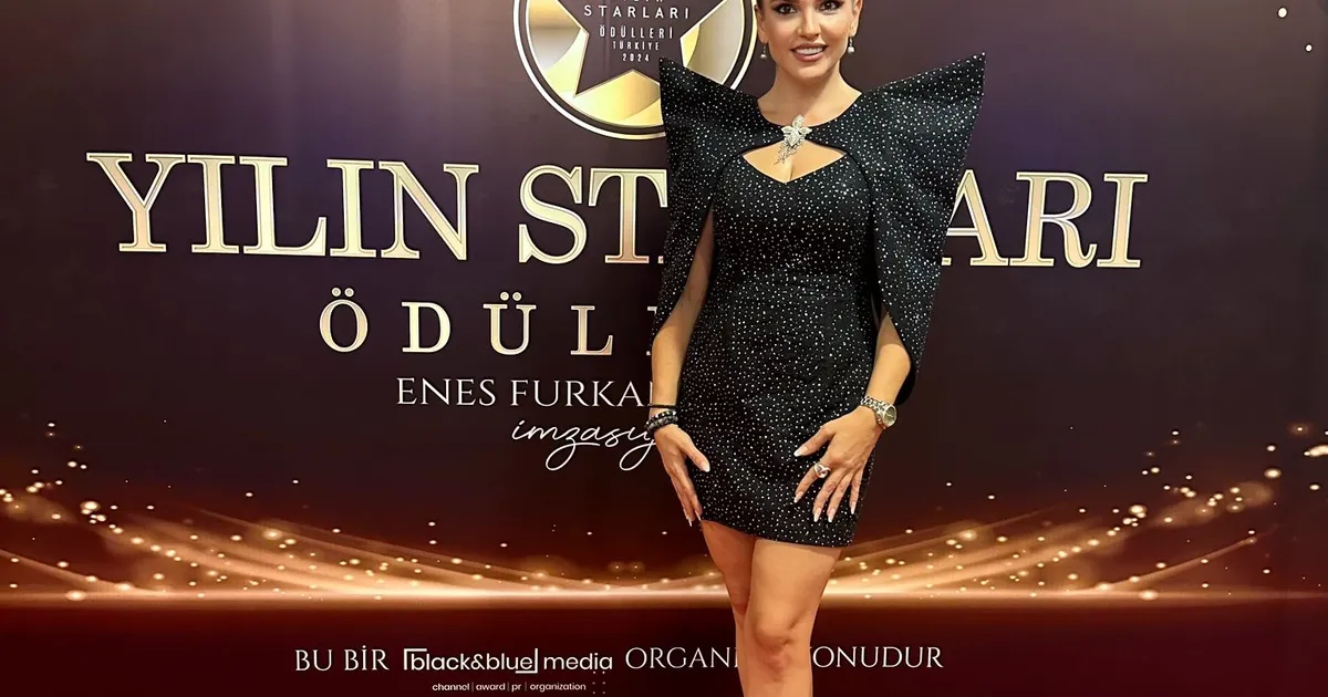 İlknur Özkuş’tan geceye damga vuran mesaj 