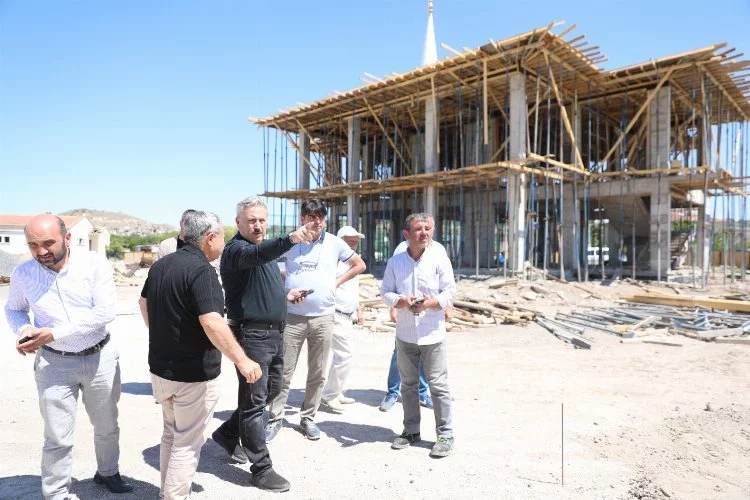 Melikgazi Belediyesi Yunus Emre Cami hızla yükseliyor