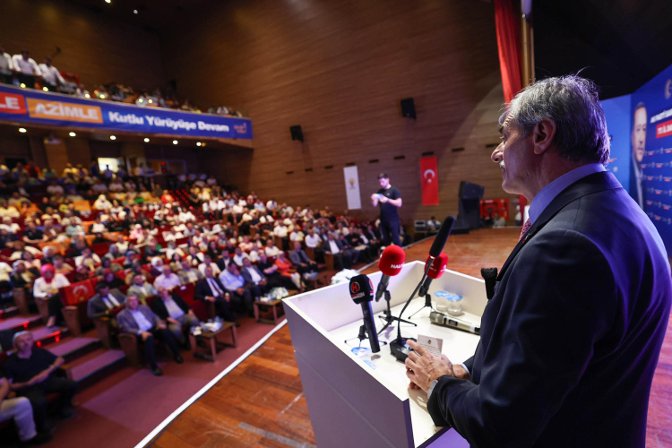 Sakarya tarihine iz bırakacak işler yapmak için çalışıyoruz