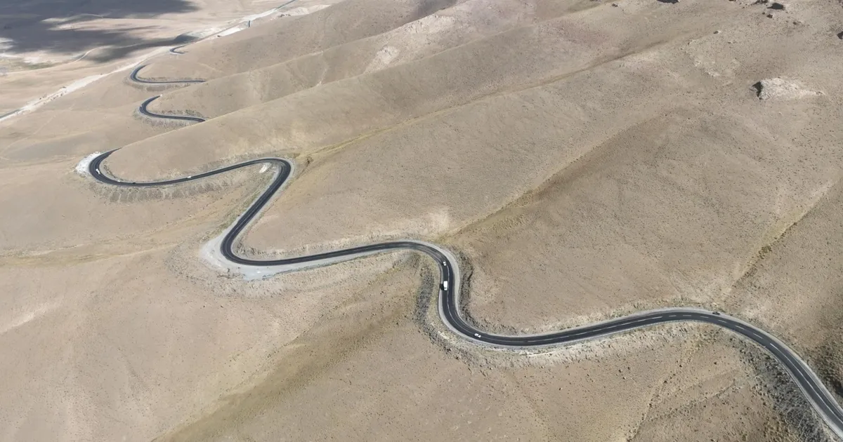 Van -Hakkari yönündeki tüpte sona yaklaşıldı... Virajlar yerini tünele bırakacak