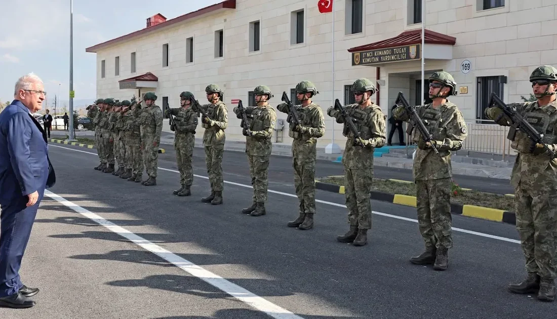 Millî Savunma Bakanı Yaşar