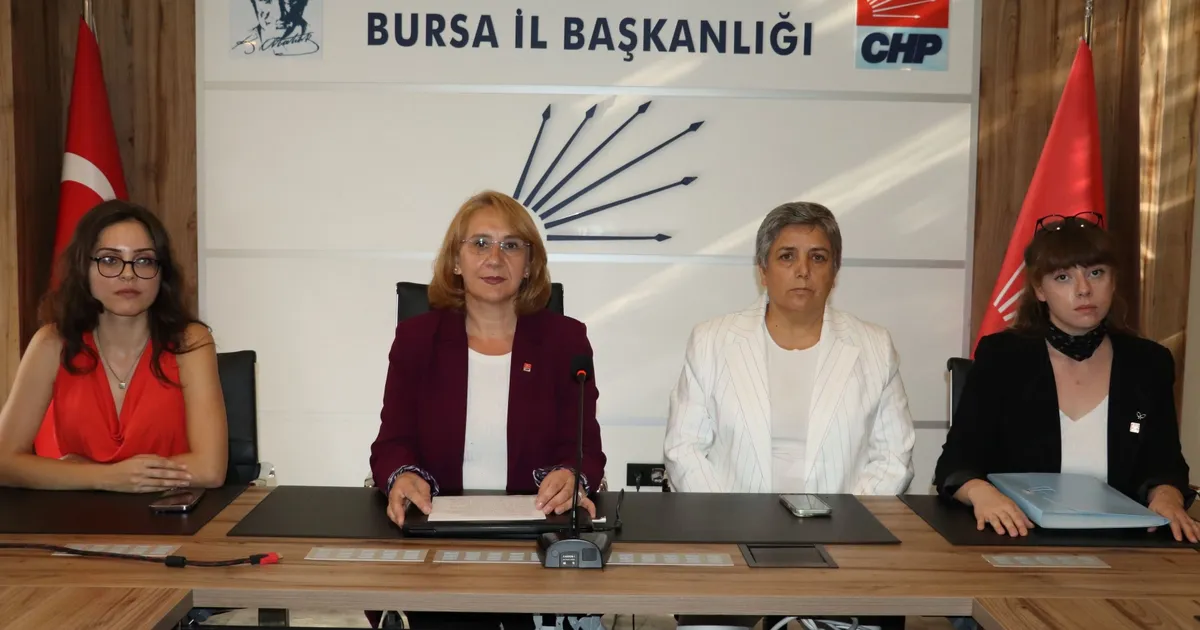 Bursa'da CHP'li kadınlardan sert tepki!