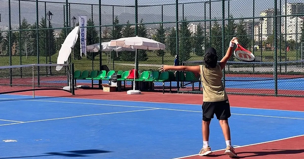 Kayseri Büyükşehir'den heyecanlı tenis turnuvası