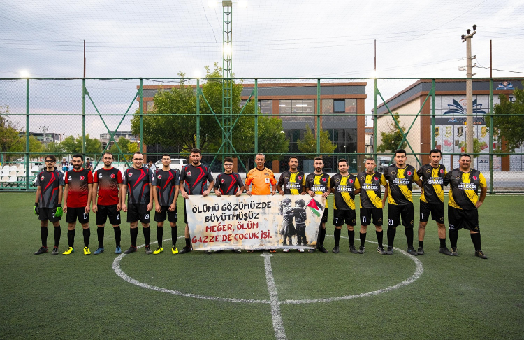 Konya Karatay'da 'birimler arası' futbol turnuvası