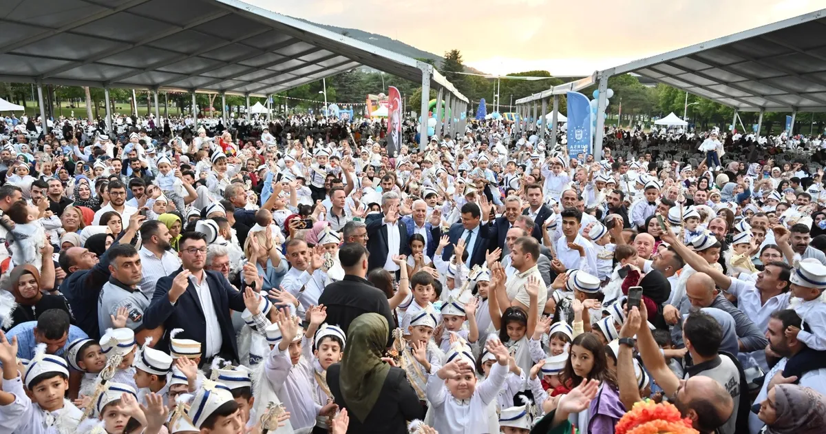 Nev Sağlık Grubu’ndan toplu sünnet şölenine tam destek