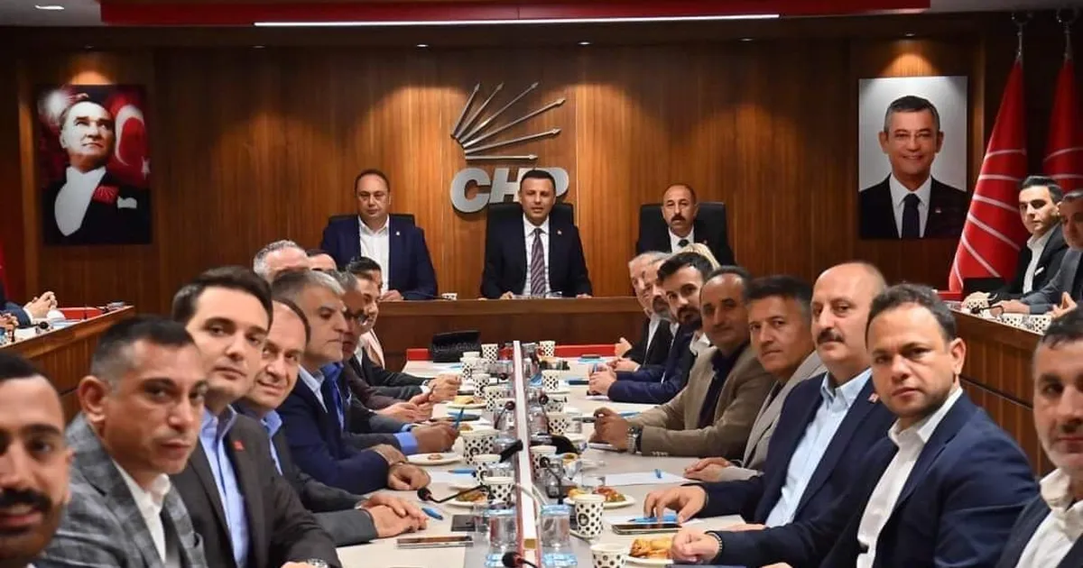 CHP İstanbul İlçe Başkanlarından Ekrem İmamoğlu'na güçlü destek