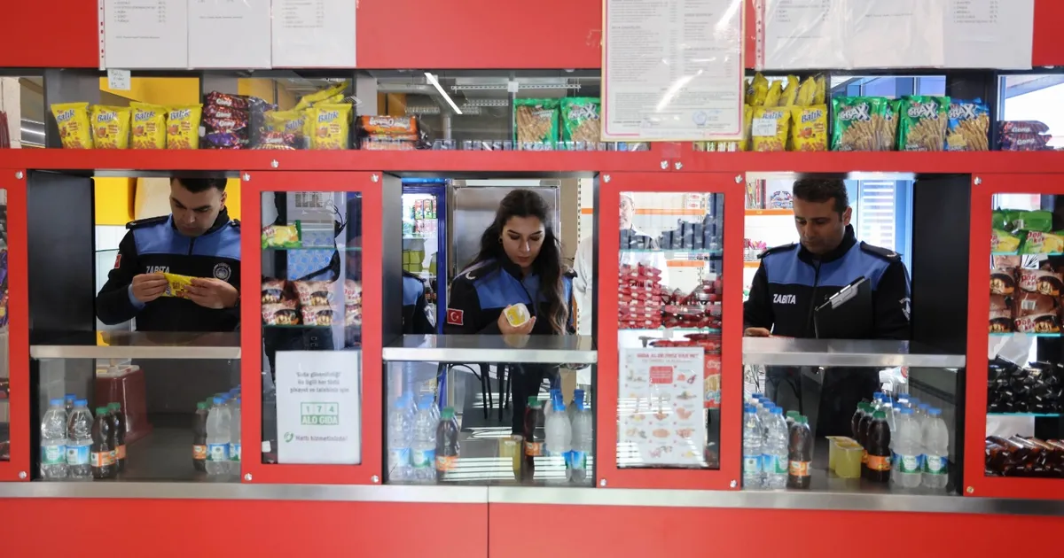 İstanbul Büyükşehir Zabıtası'ndan okul kantinlerine denetim