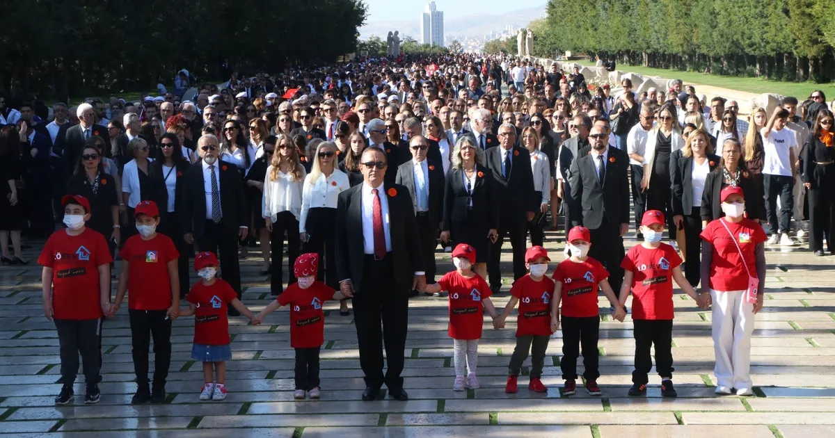 LÖSEV'den Büyük Anıtkabir buluşması