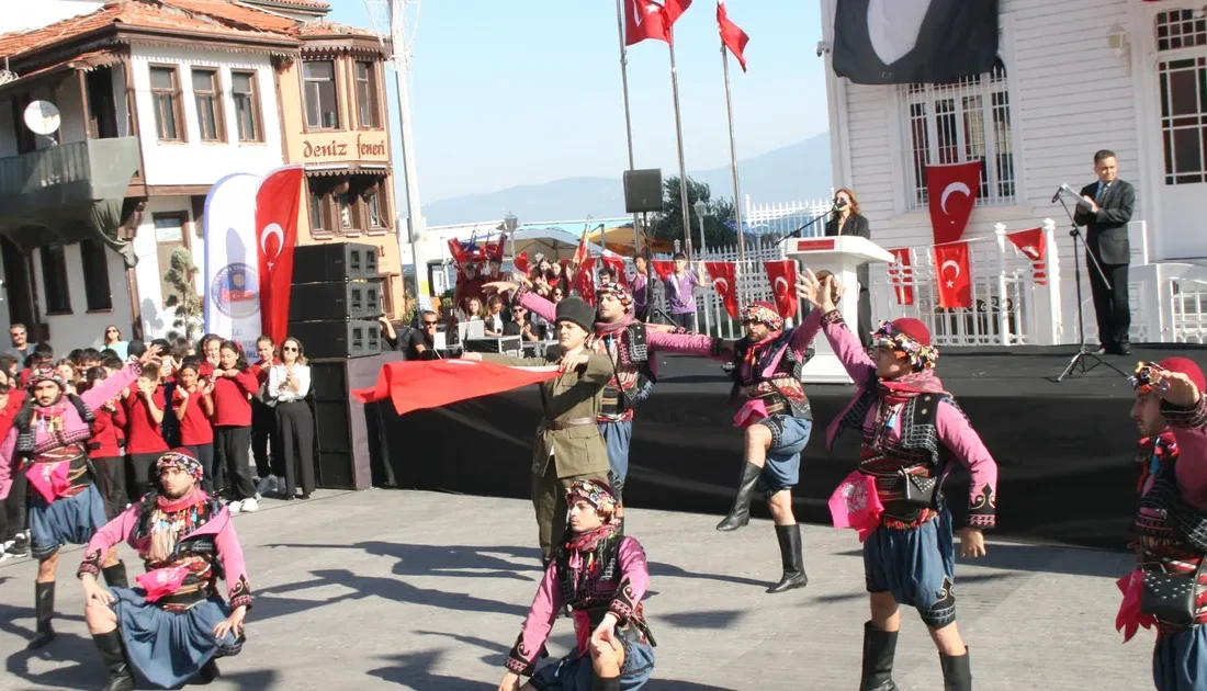 Türkiye Cumhuriyeti’nin kuruluşunda tarihe