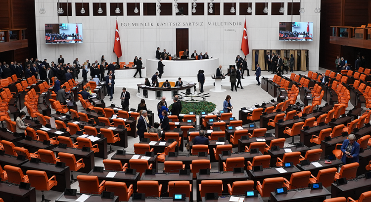 Öğretmenlik Mesleği Kanunu teklifi yasalaştı