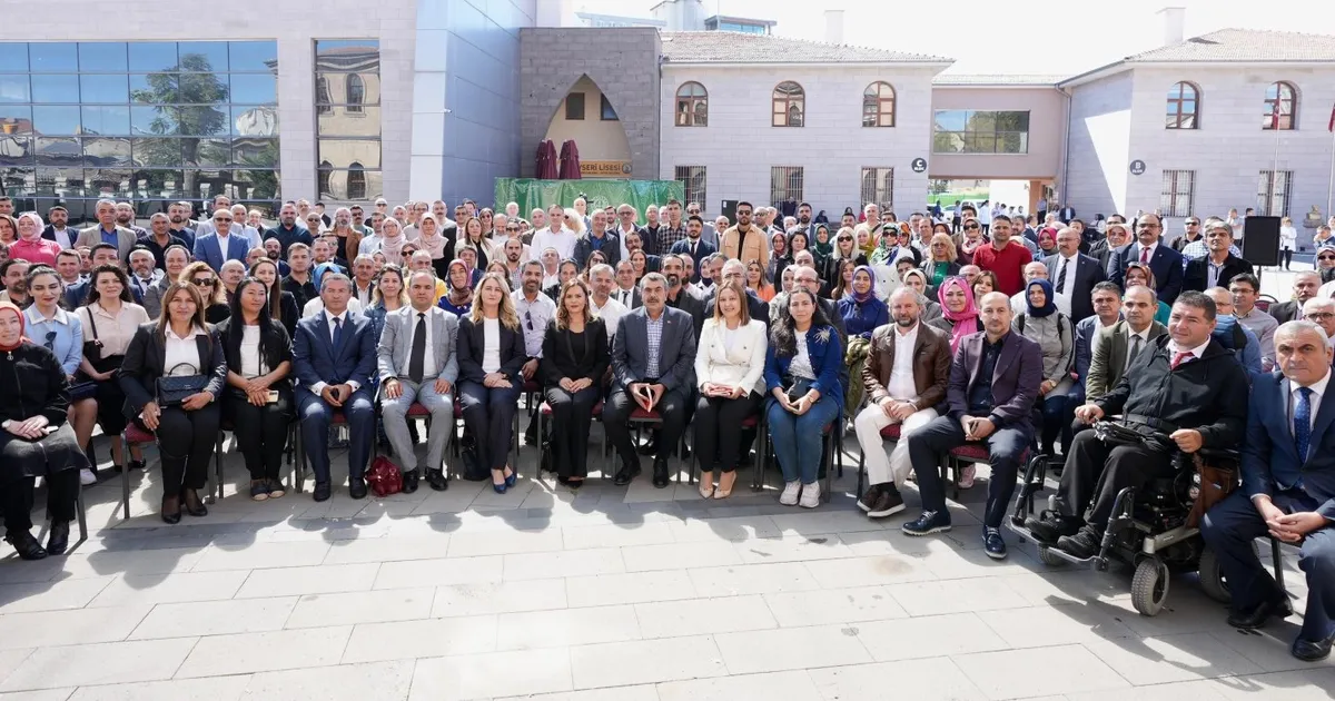 Öğretmenlik Mesleği Kanunu teklifi yasalaştı