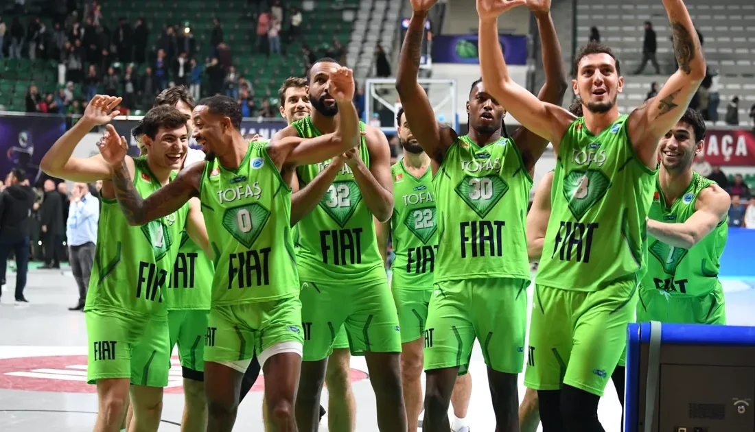 TOFAŞ Basketbol Takımı’nın sahasında 3