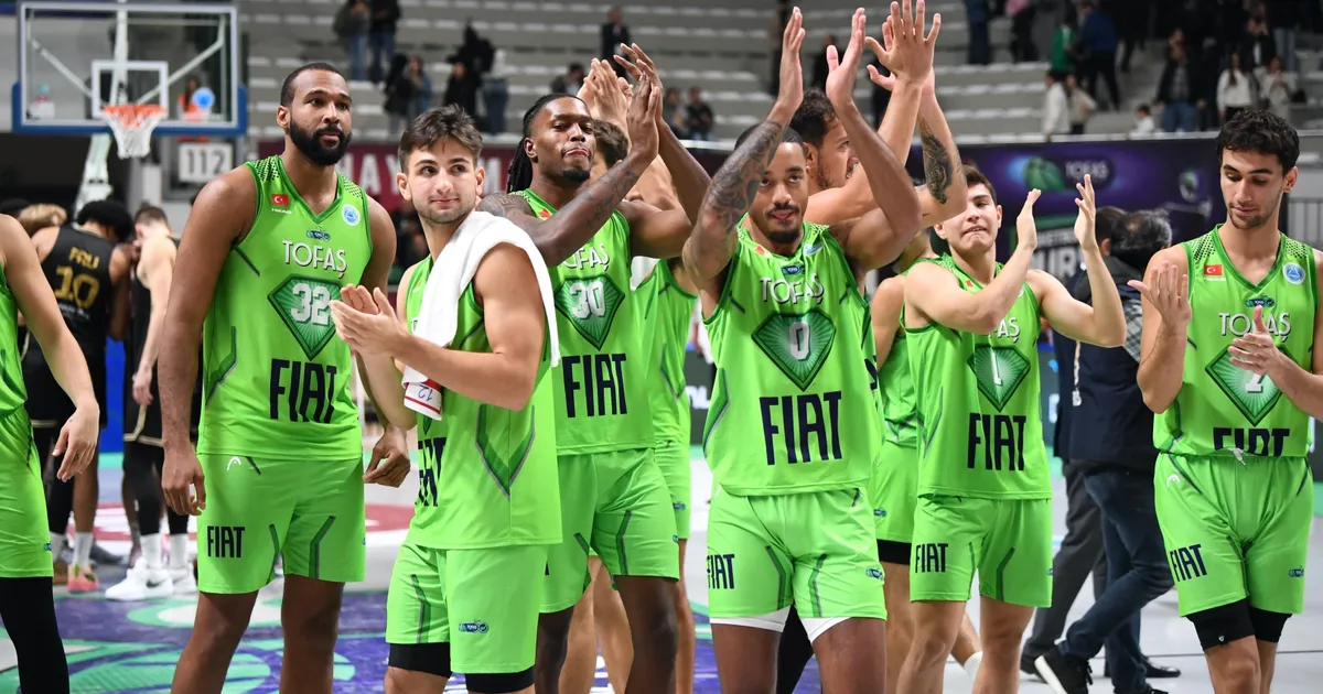 TOFAŞ, FIBA Europe Cup'ta üst tura çıkmayı garantiledi