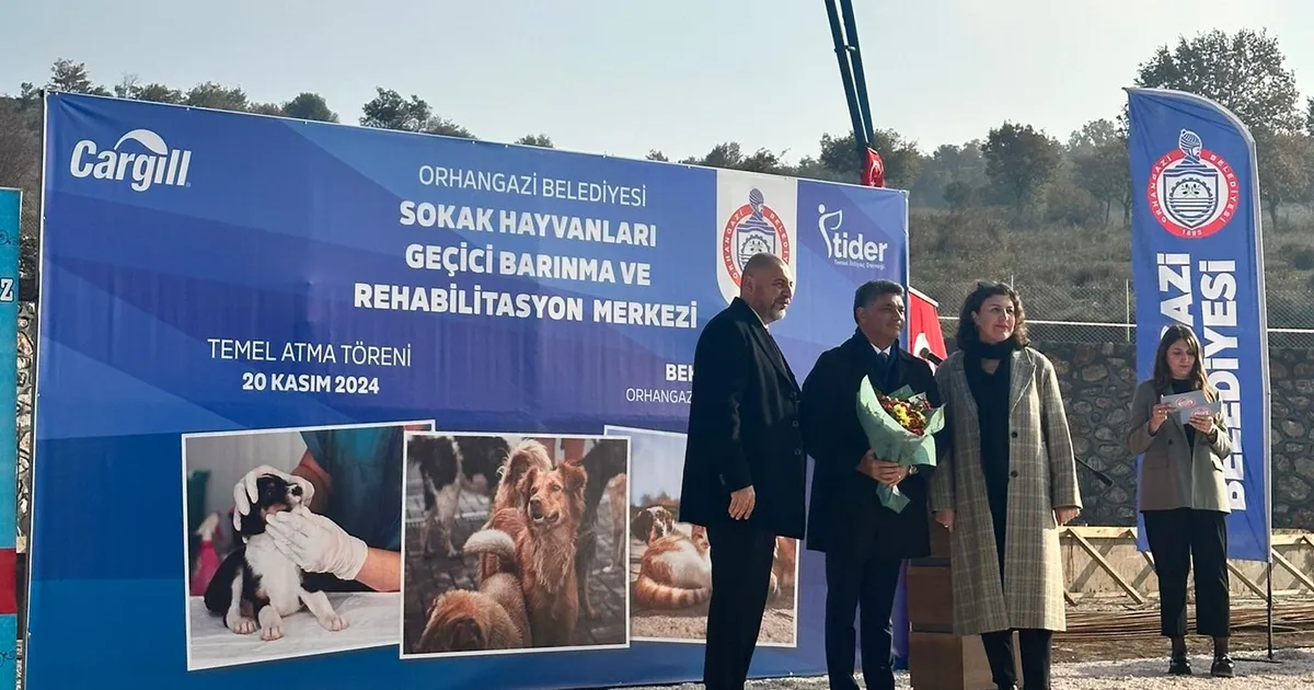 Bursa Orhangazi'de 'Sokak Hayvanları Rehabilitasyonu' için temel atıldı