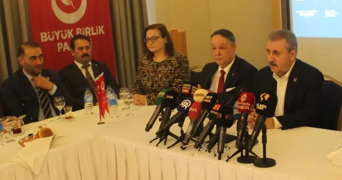 Destici: 2025'ten sonra gelecek erken seçim çağrılarına 'evet' demeyeceğiz