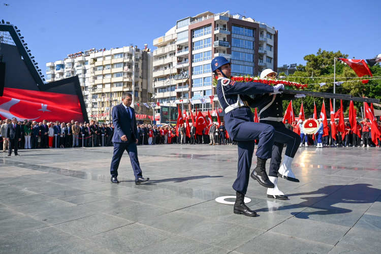 Yurtta 29 Ekim kutlamaları... İşte il il Cumhuriyet coşkusu