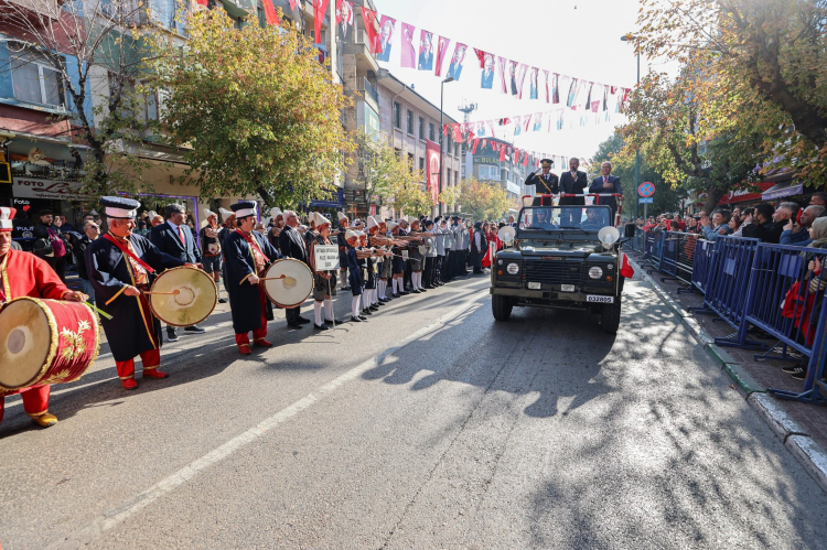 Yurtta 29 Ekim kutlamaları... İşte il il Cumhuriyet coşkusu