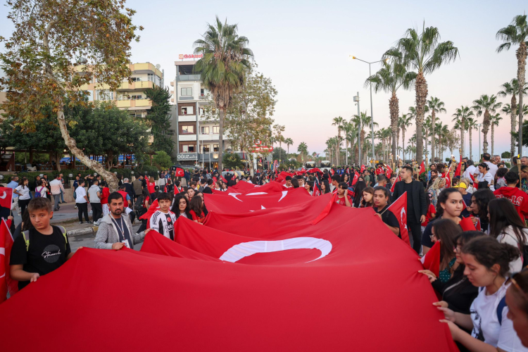 Yurtta 29 Ekim kutlamaları... İşte il il Cumhuriyet coşkusu