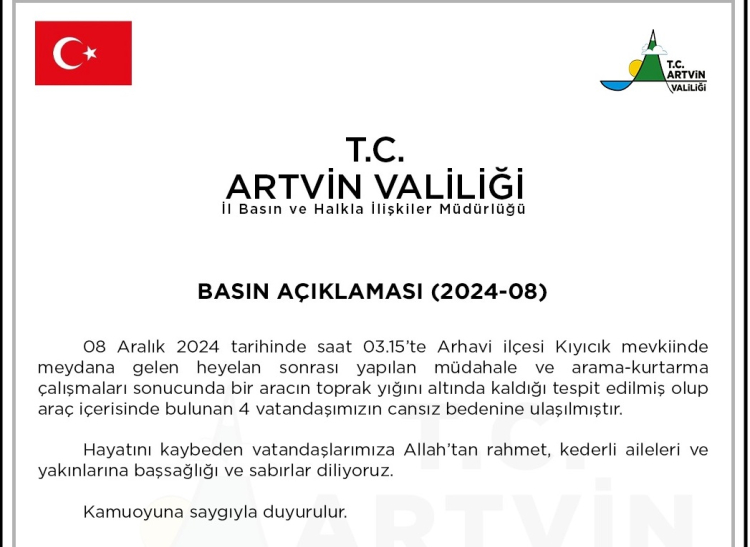 Artvin'de heyelan: Toprak altında 4 kişinin cansız bedenine ulaşıldı