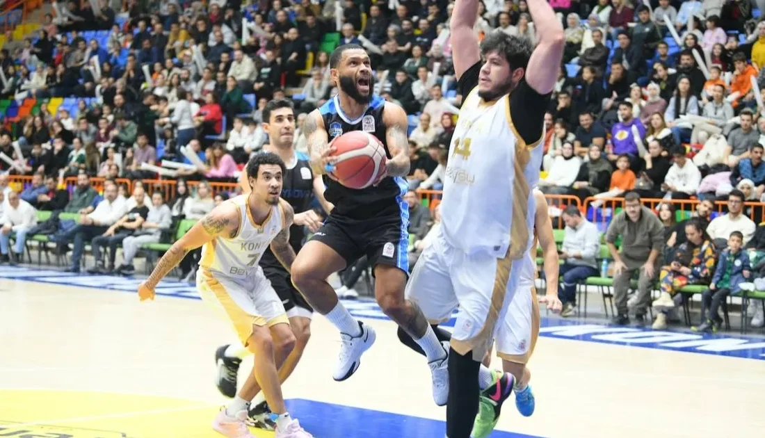 Türkiye Basketbol Ligi’nde mücadele