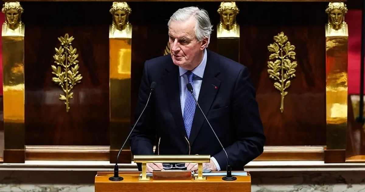 Fransa'da beklenen oldu... Başbakan Barnier istifa etti!