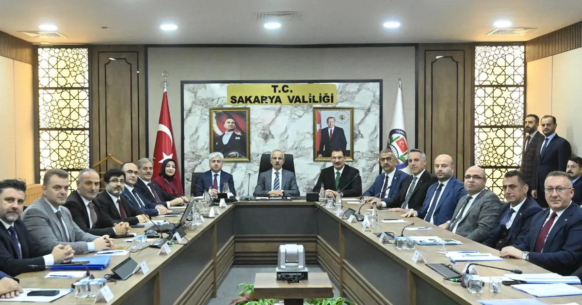 Sakarya'ya 18,2 milyar TL'lik karayolu yatırımı