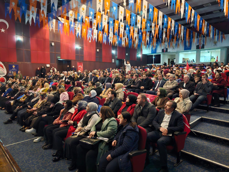 AK Parti Mardin Artuklu Kadın Kolları 4.Olağan Kongresi yapıldı