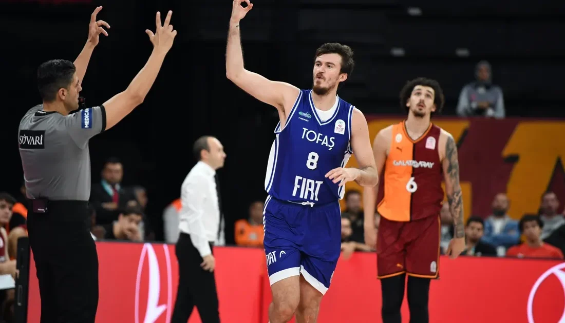 TOFAŞ Basketbol Takımı’nın sahasında