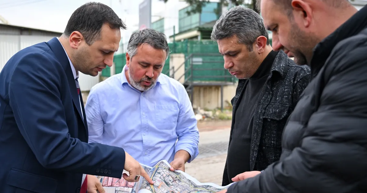 İzmir Bornova’da yol yapım çalışmaları hız kesmiyor