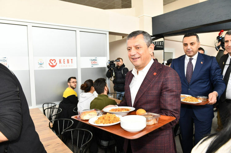 İzmir Çiğli'de iki yeni 'Özel' açılış