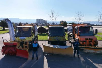 Kocaeli'nin güçlü filosu karla mücadeleye hazır