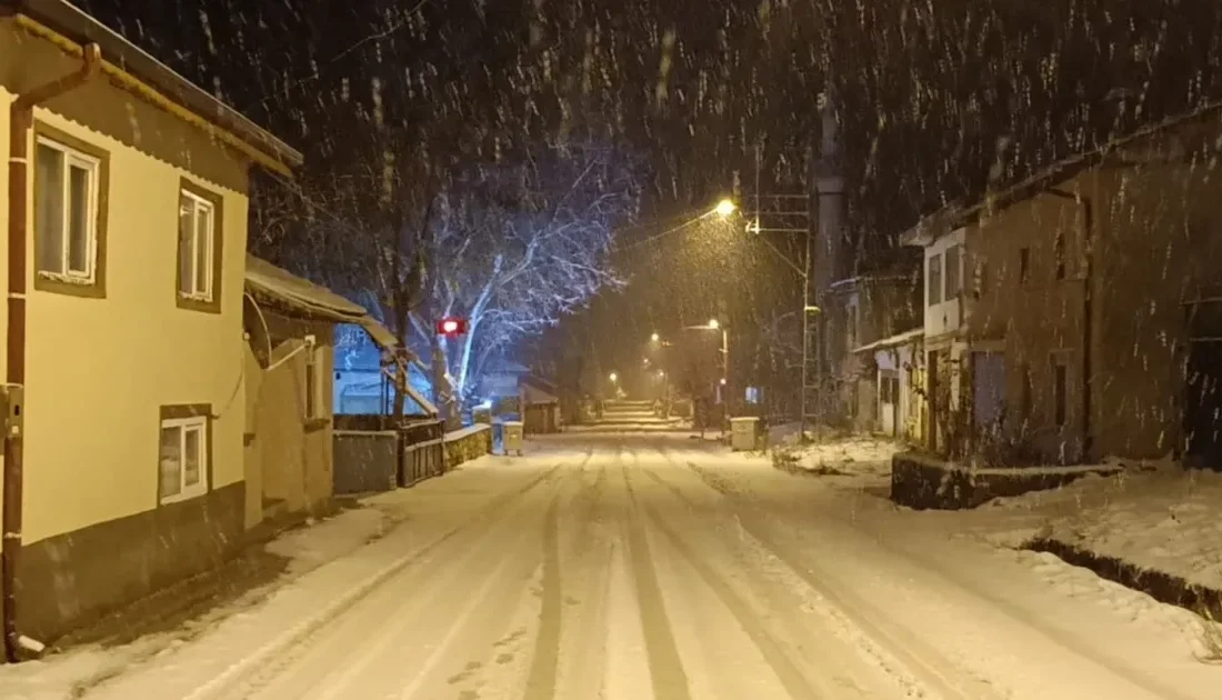 Bilecik’in Pazaryeri ilçesinde akşam