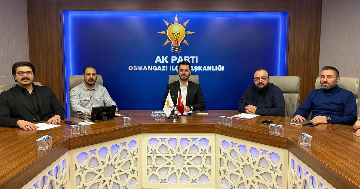 Bursa Osmangazi’de AK Parti mahalle başkanlarıyla buluştu