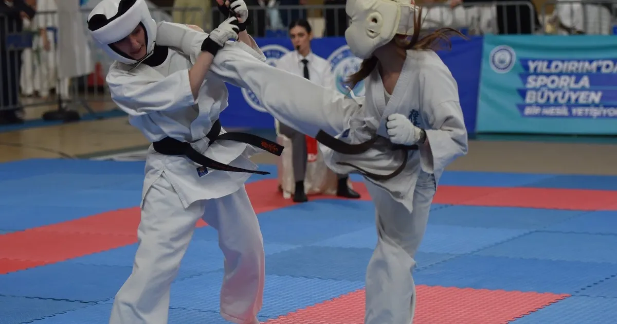 Bursa Yıldırım’da karate rüzgarı