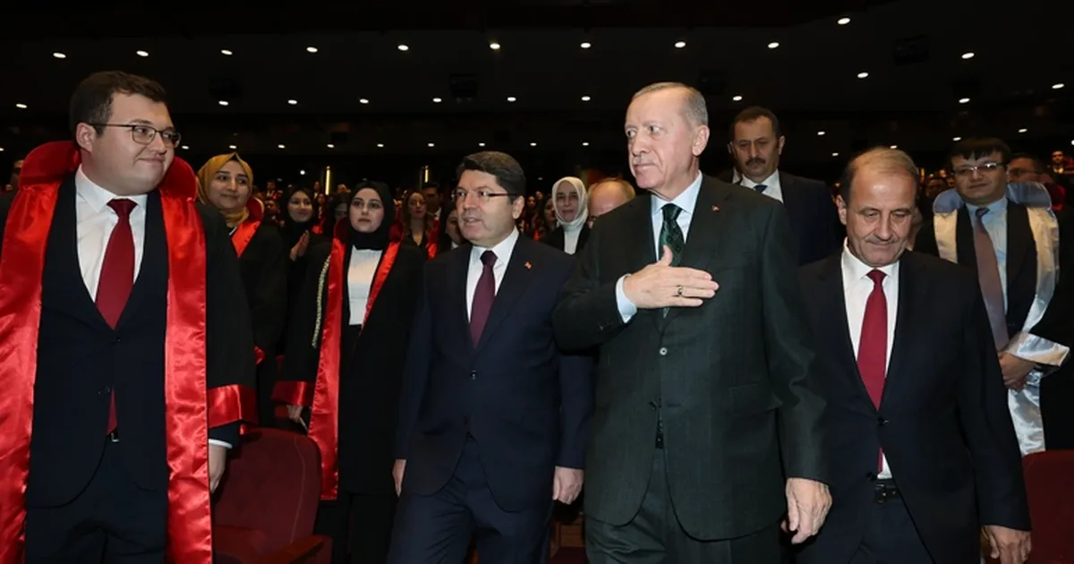 Cumhurbaşkanı Erdoğan: Türk yargısına kimse ayar veremez